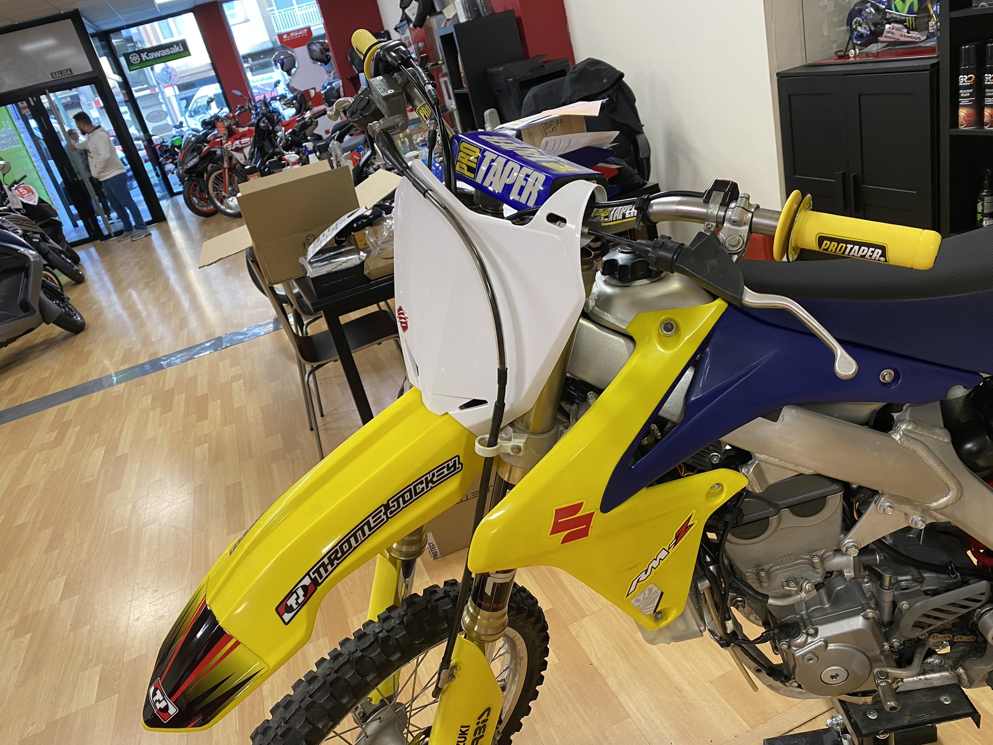 SUZUKI RM-Z 450 K8
