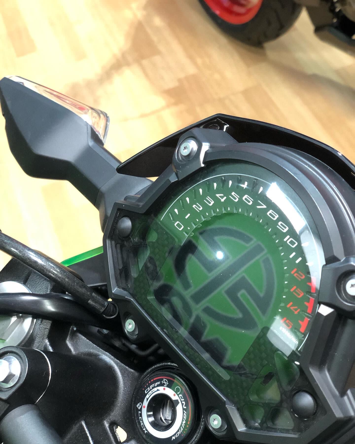 KAWASAKI Z400 2023